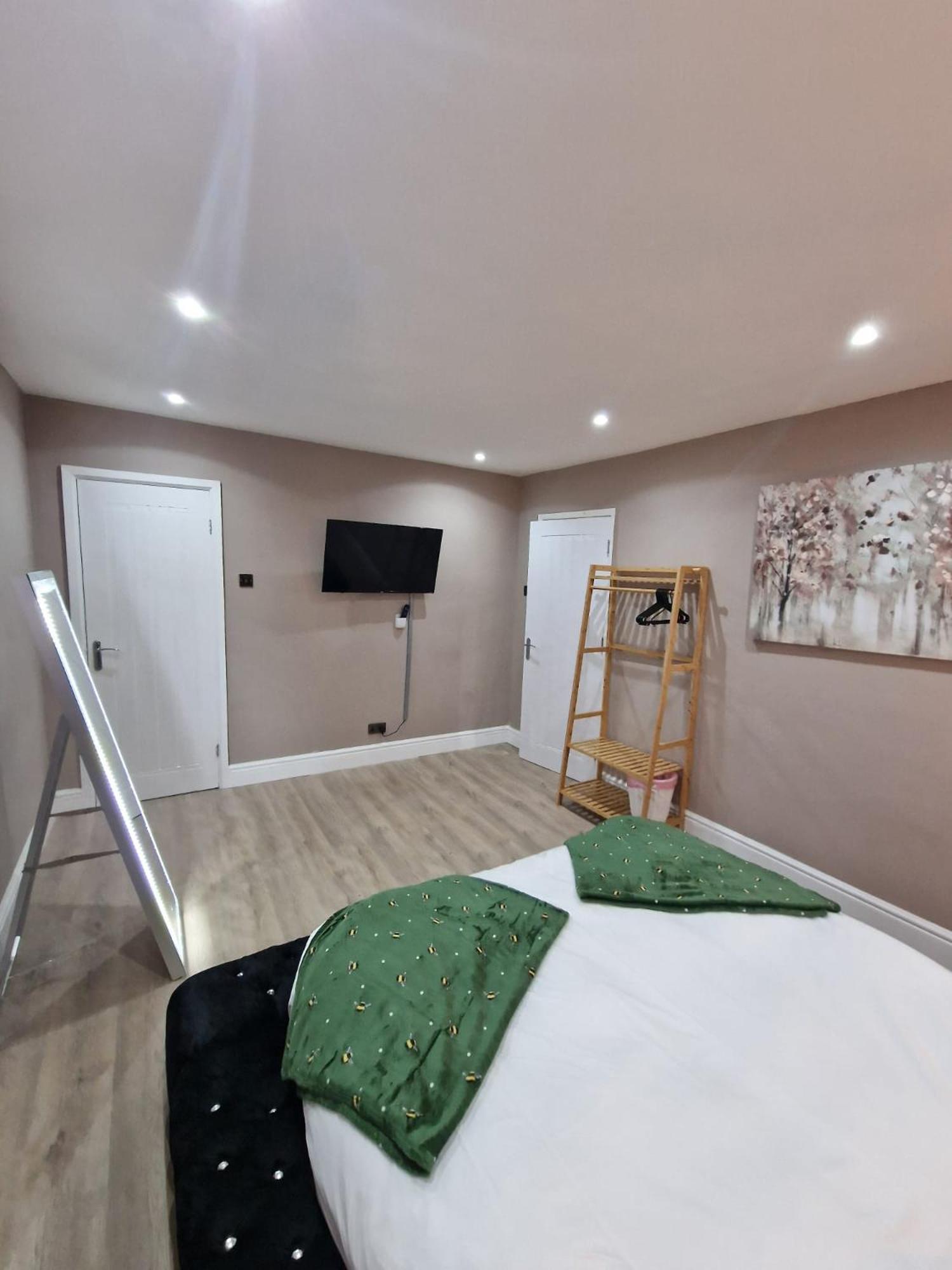 Premier Comfort Mattresses - Sleeps 6