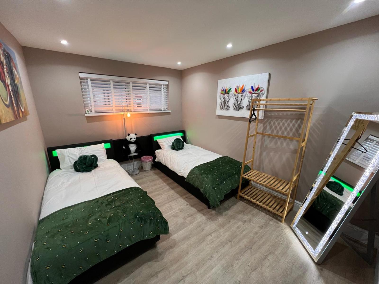 Premier Comfort Mattresses - Sleeps 6 Holiday home